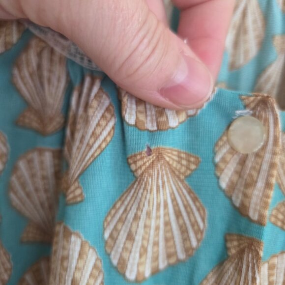 🐚 Vintage Seashell print Blouse – Coastal Boho Vibe - Picture 7 of 9